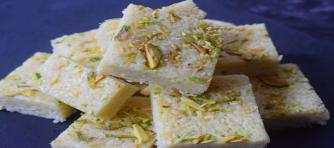 Coconut barfi (Kopra Pak)